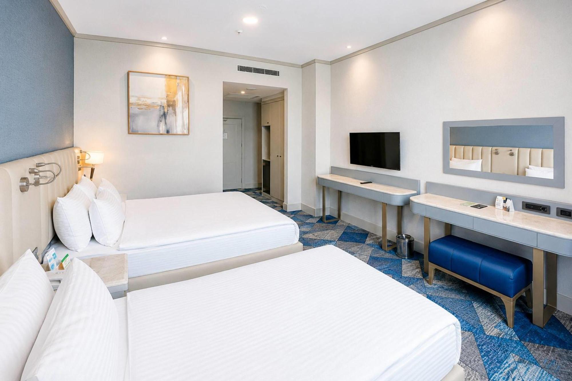 Superior Plus Room