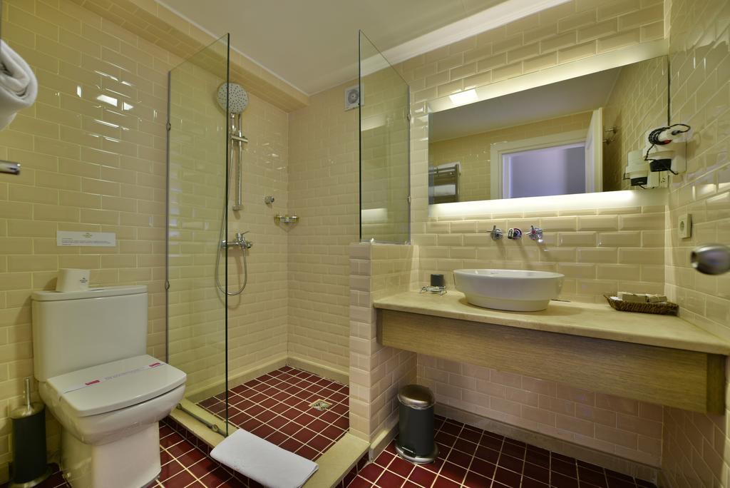 Connecting Family Room