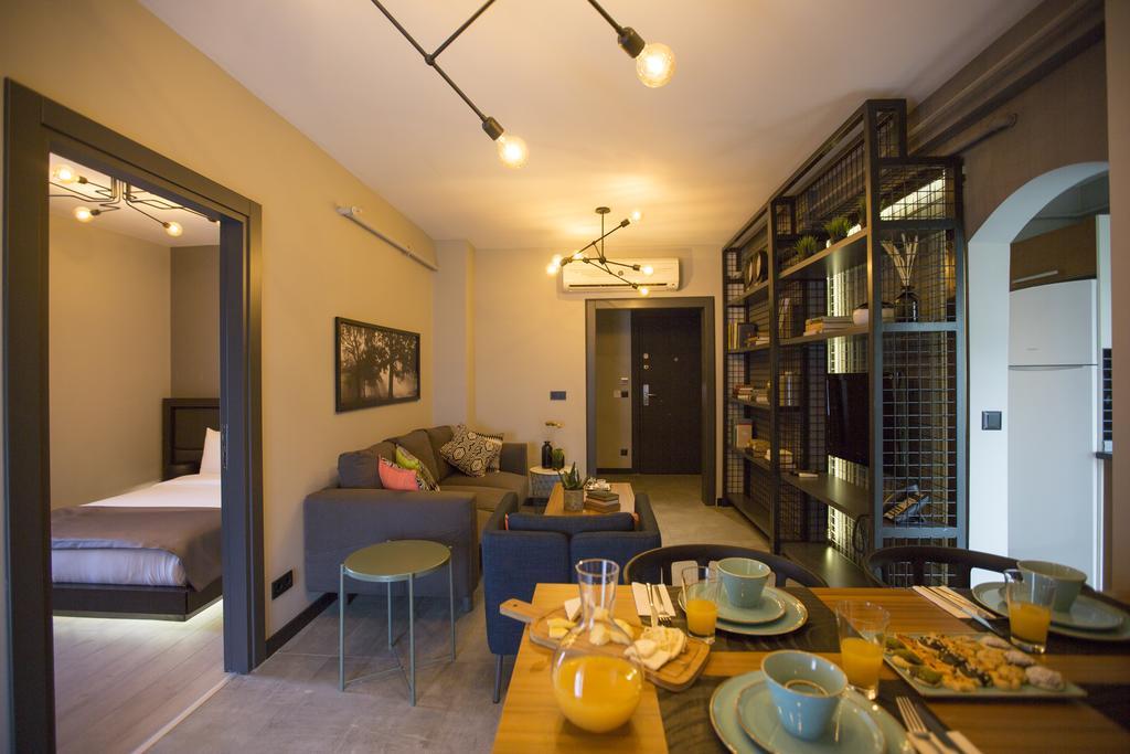 One-Bedroom Suite,402773406:JPEG