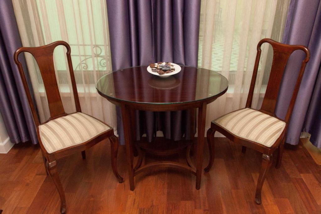 Antique Standard Double,650806074:JPEG