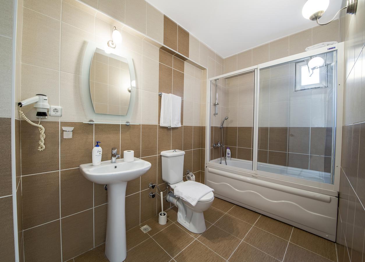 Chambre Familiale (5 Adultes)