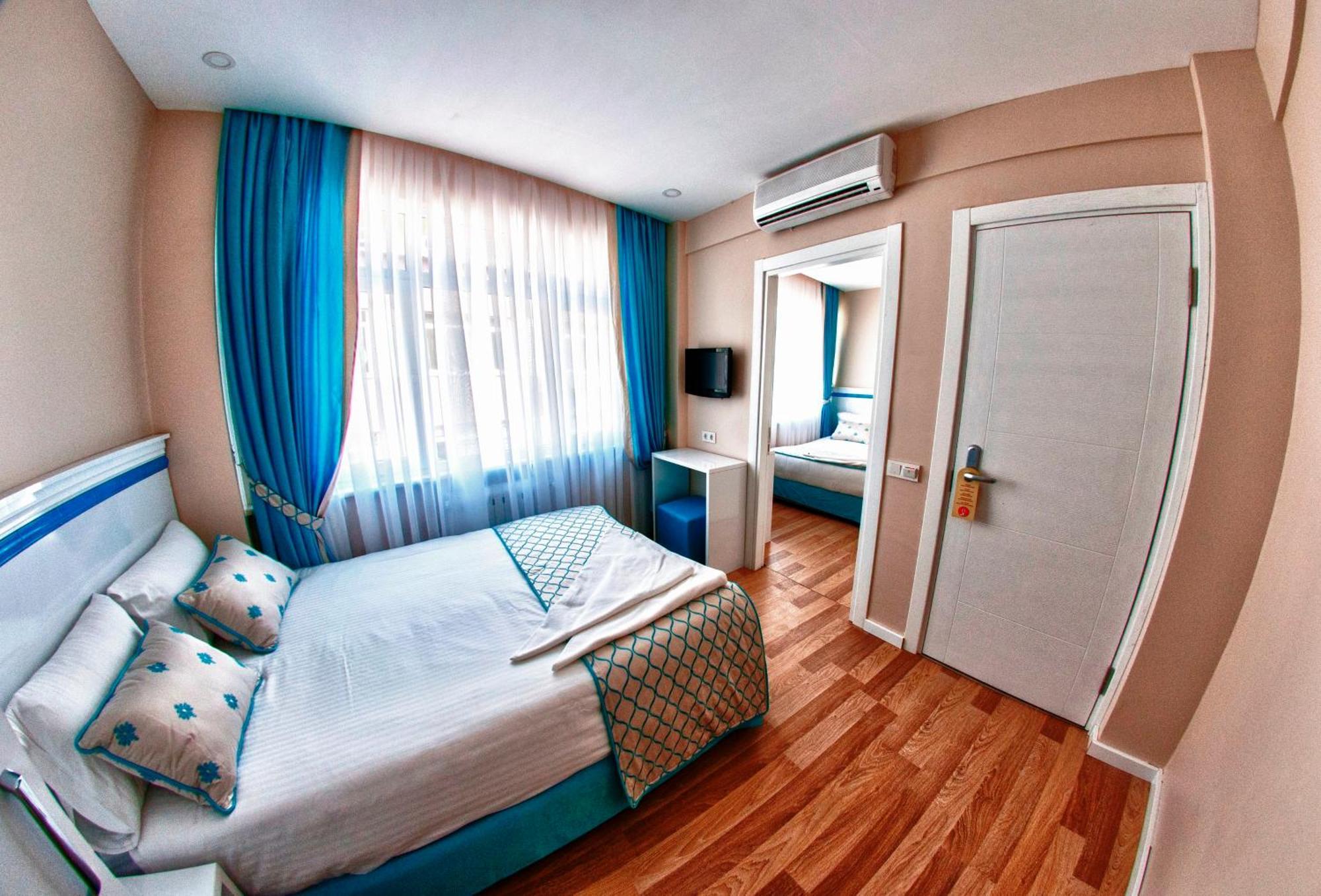 Family Connecting Rooms