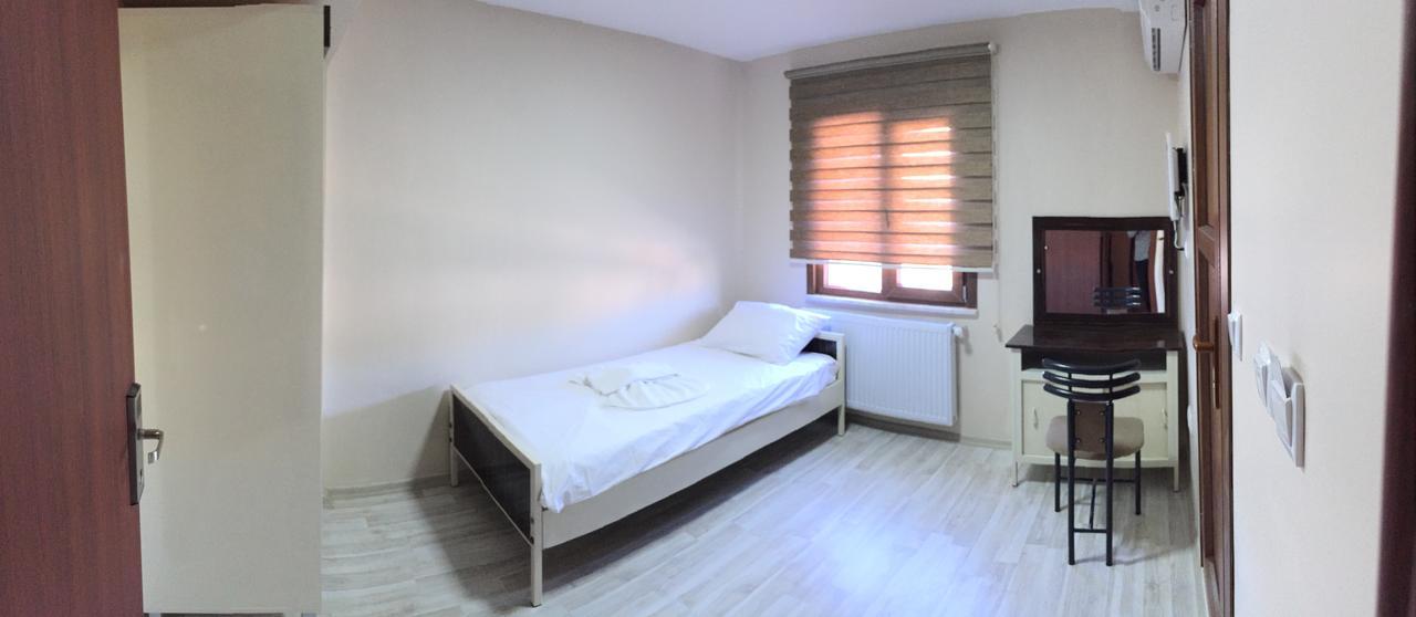Camera Singola con Bagno Privato