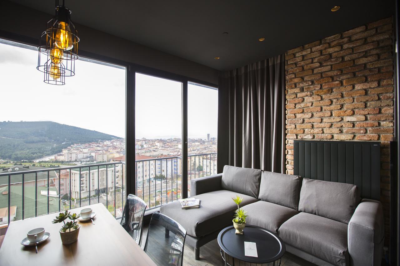 Corner Suite