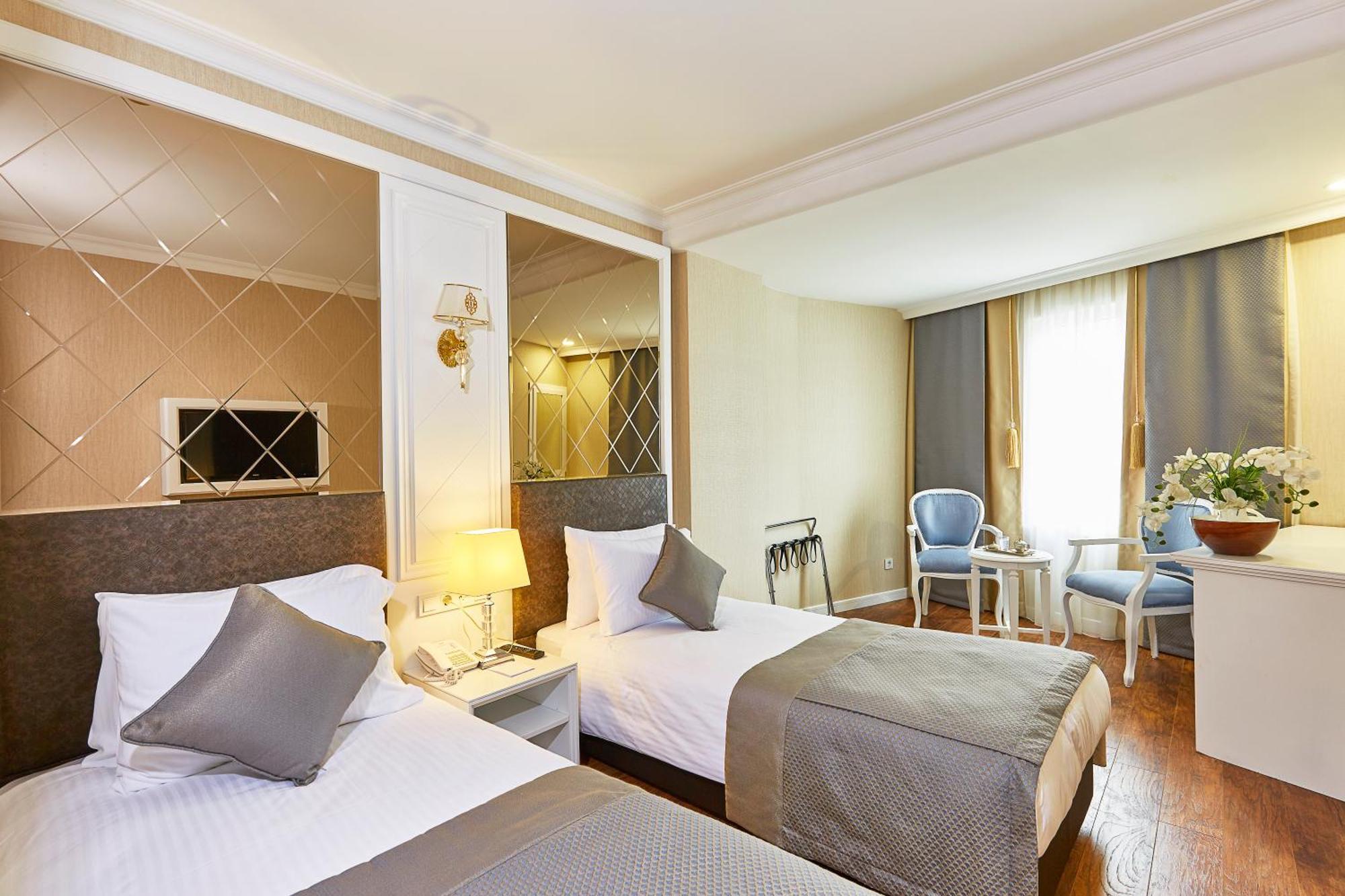 Quarto Superior com Cama de Casal ou 2 de Solteiro