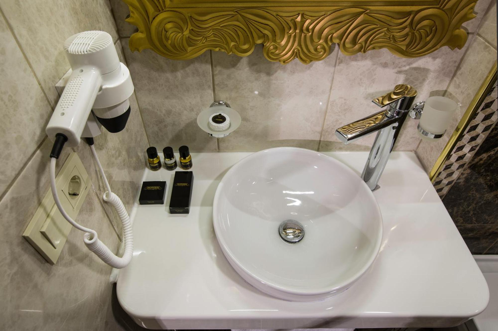 Deluxe Hoeksuite