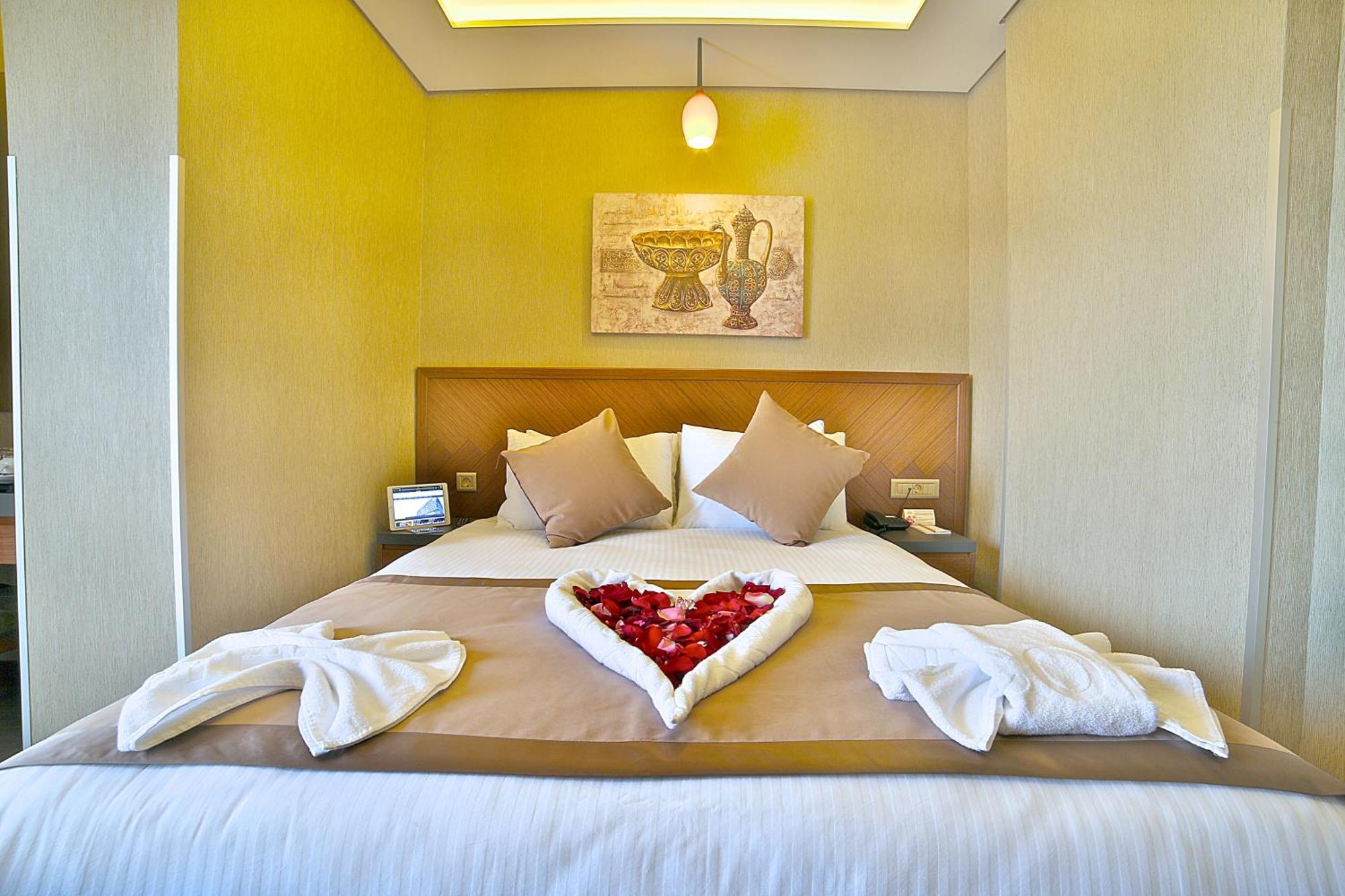 Standard Single Room,1078354603:JPEG