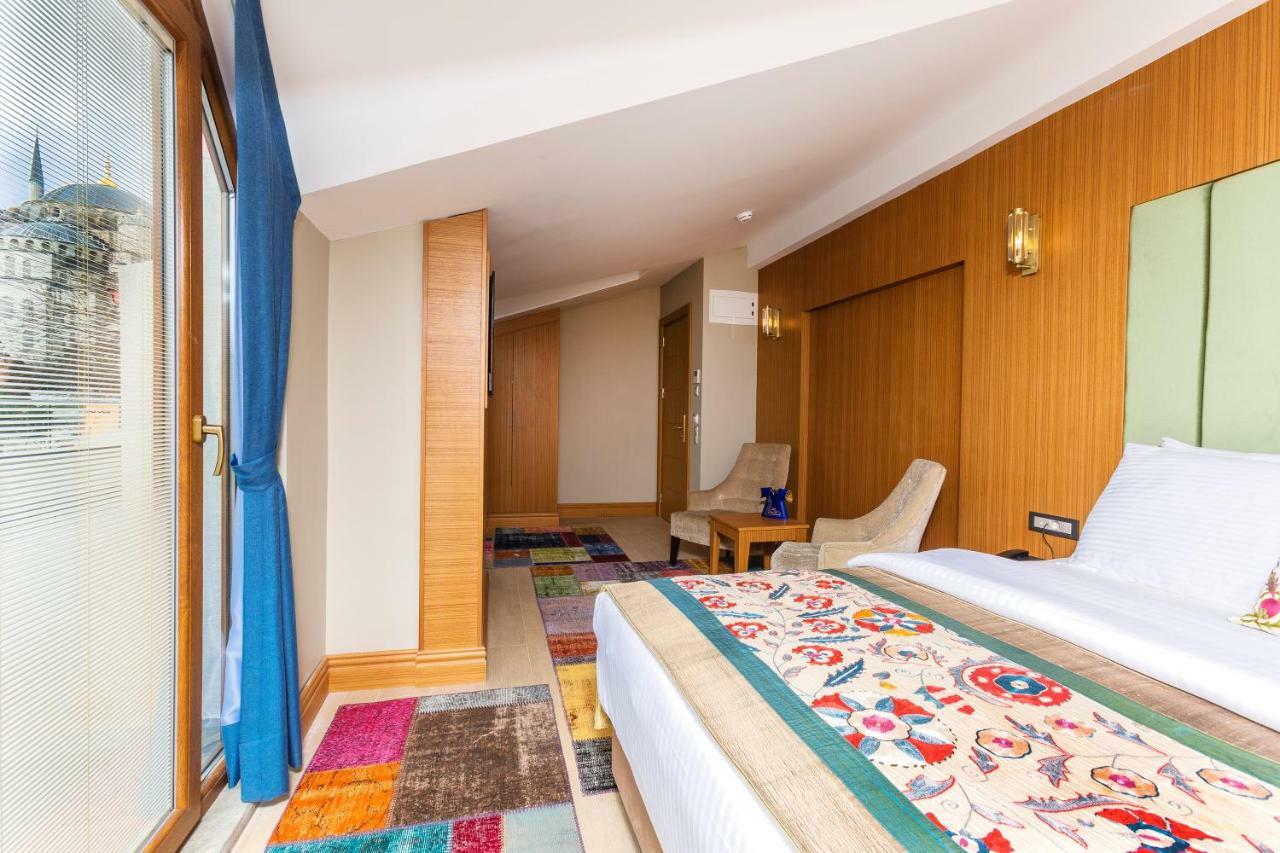 Quarto Duplo Deluxe com Varanda e Vista do Mar