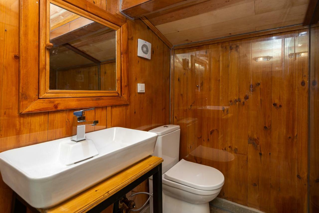 Deluxe Junior Suite,821288363:JPEG