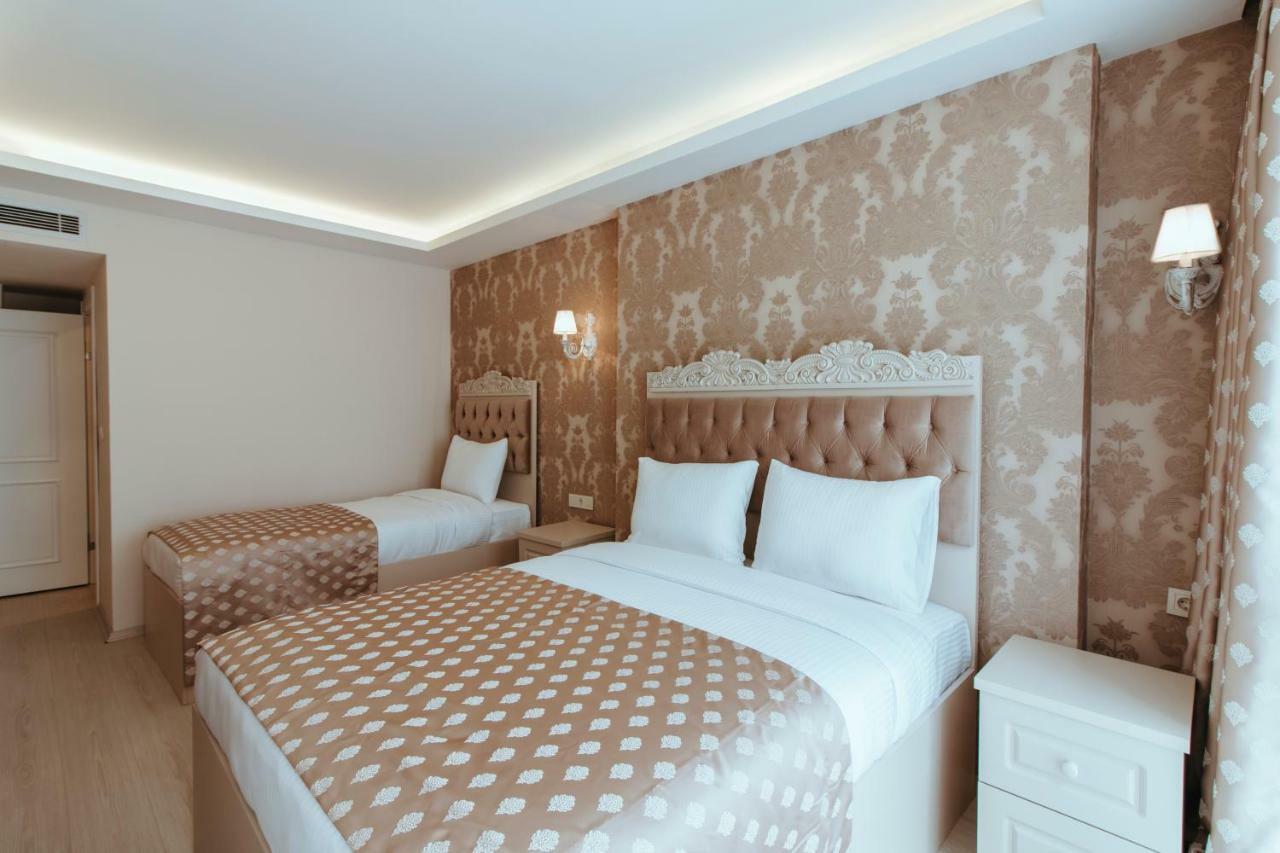 Economy Triple Room