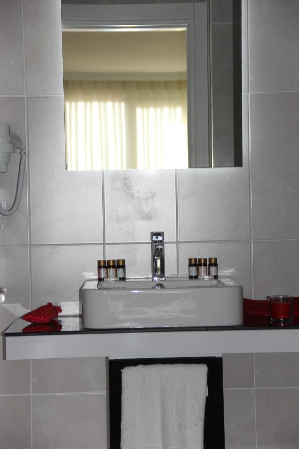 Large Double or Twin Room