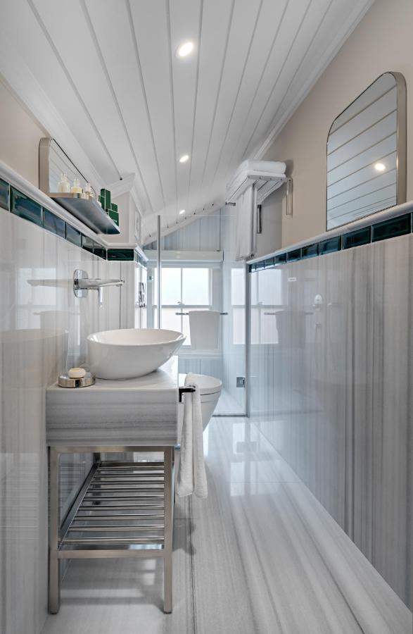 Penthouse Suite
