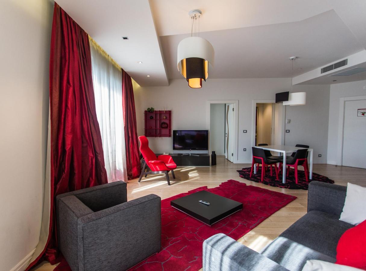 One-Bedroom Apartment,970273921:JPEG