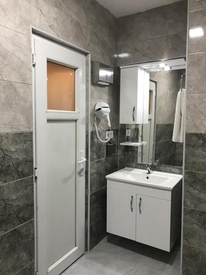 Twin Room,978694585:JPEG
