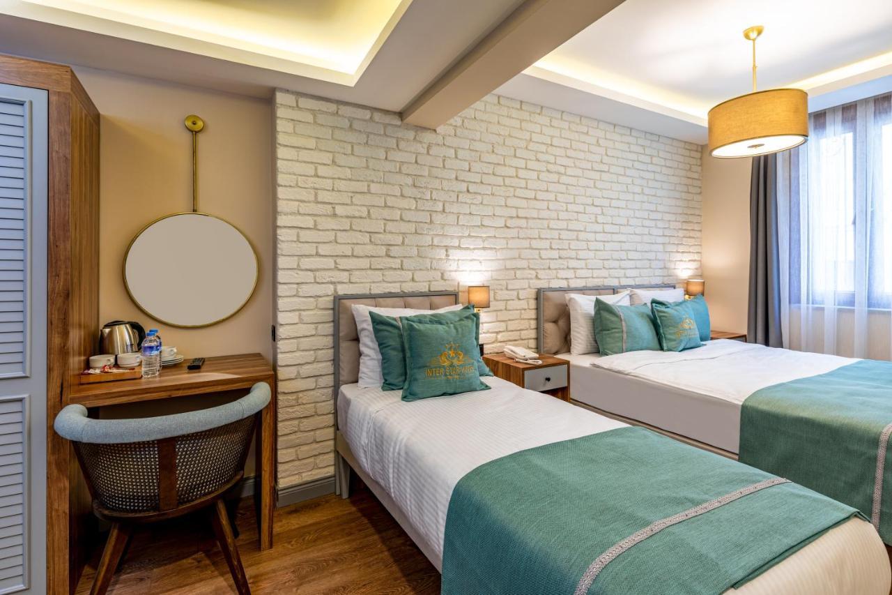 Economy Triple Room Basement