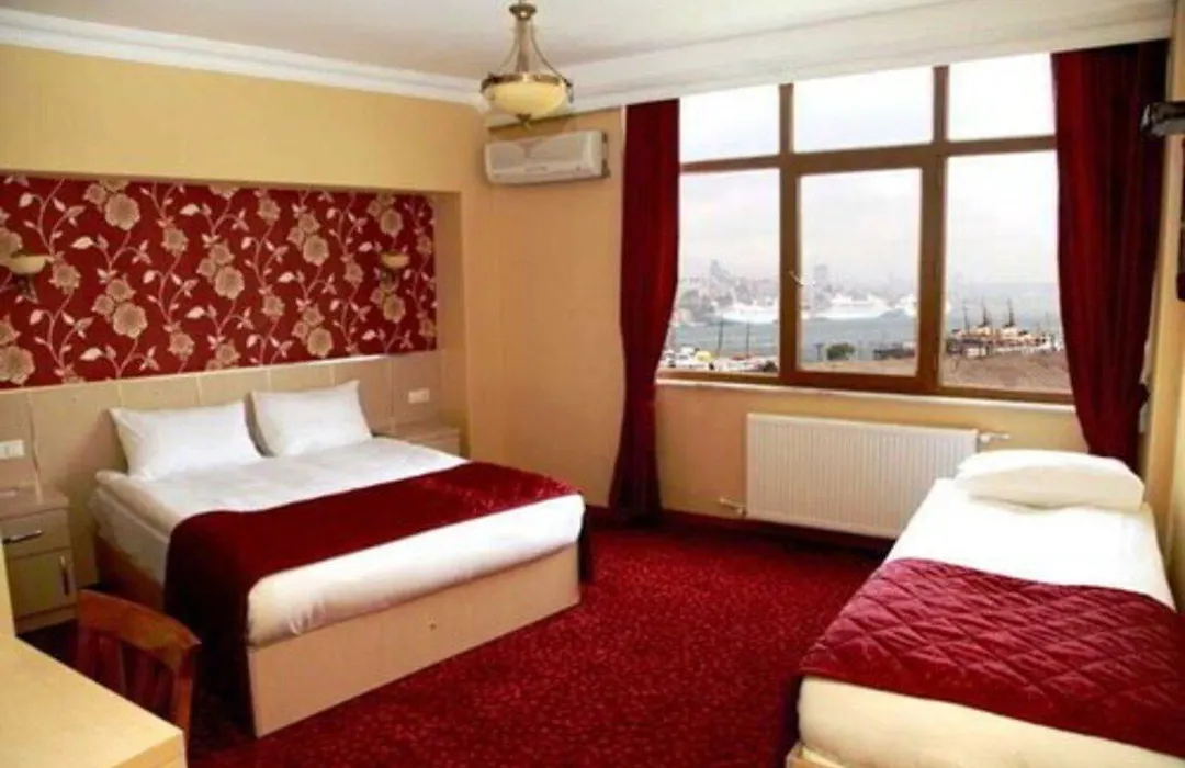 Best Town Palace Hotel-1