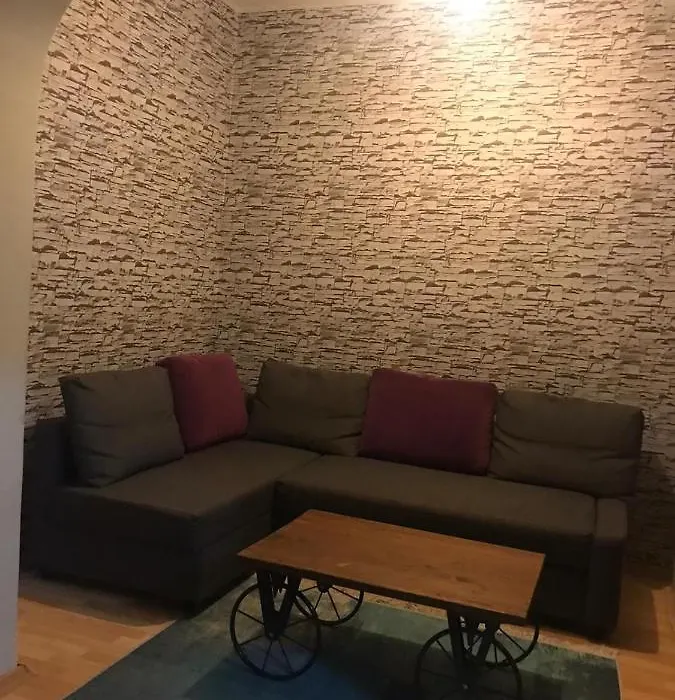 Hygienic Budget Accommodation Central 40 50 Square Meters With Garden-1