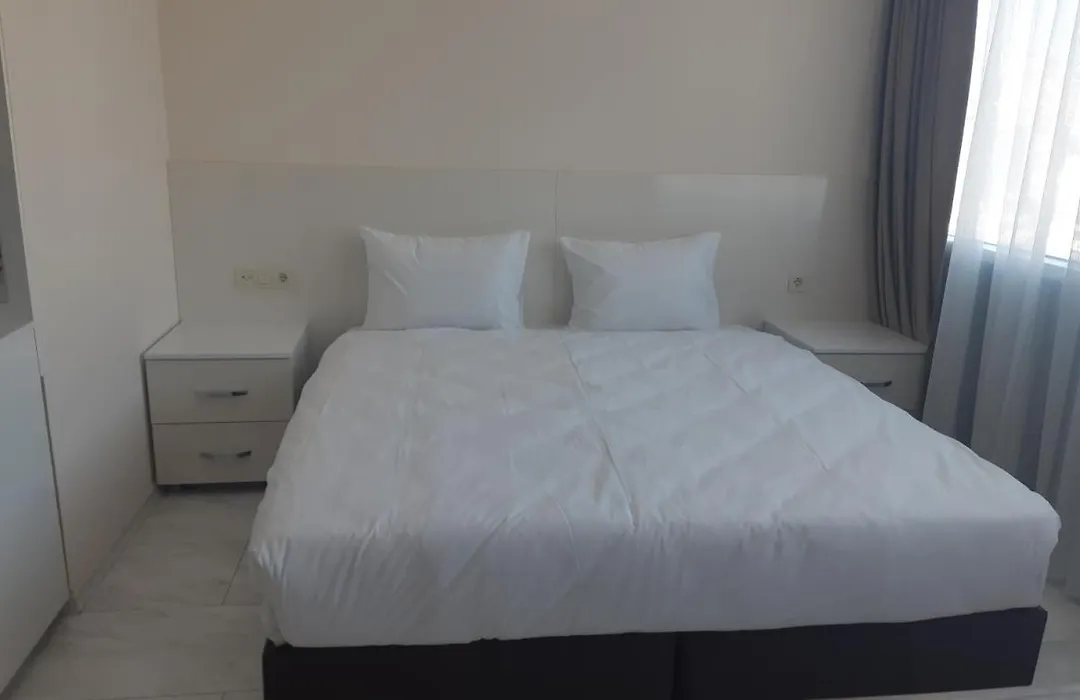 Mia Suite-1