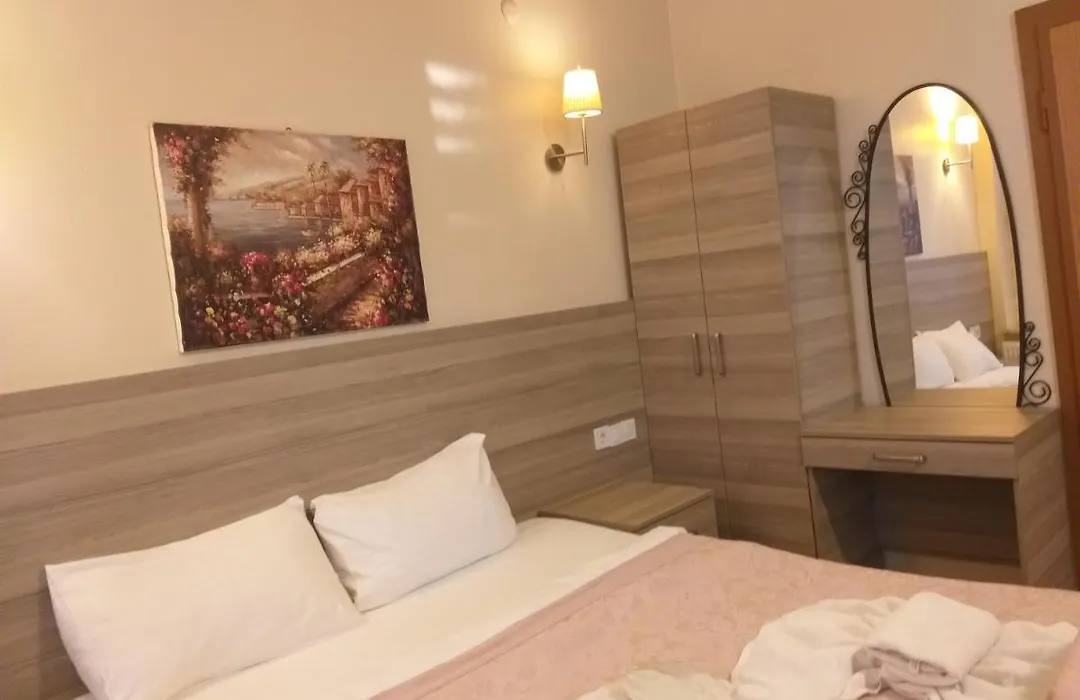 Ruby Suites-1