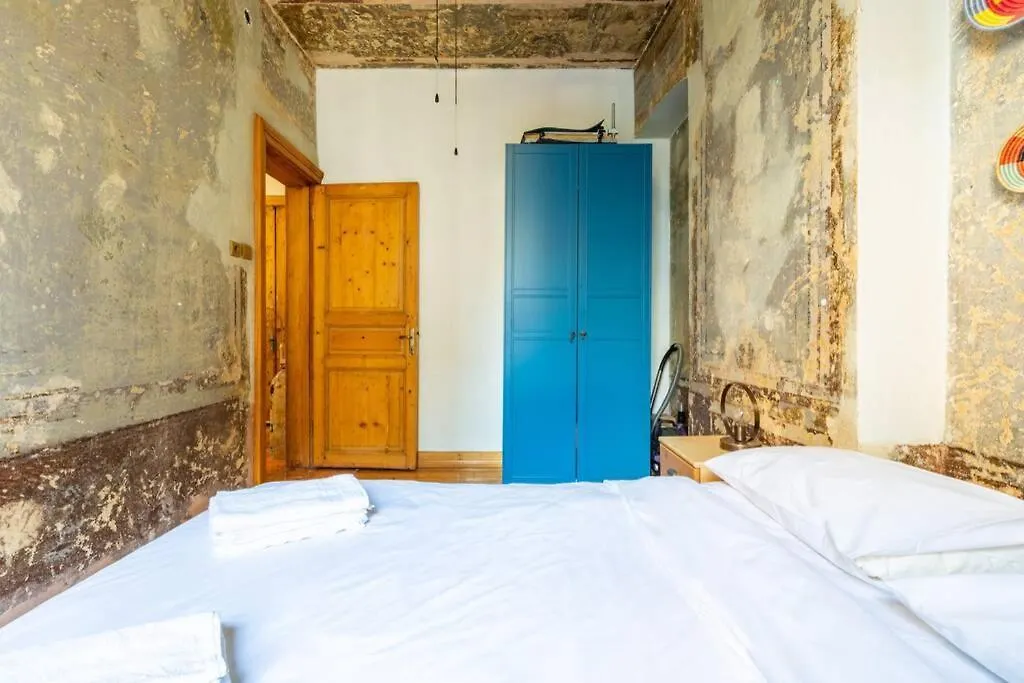 Sincere Istanbul Experience In Galata Area.-1