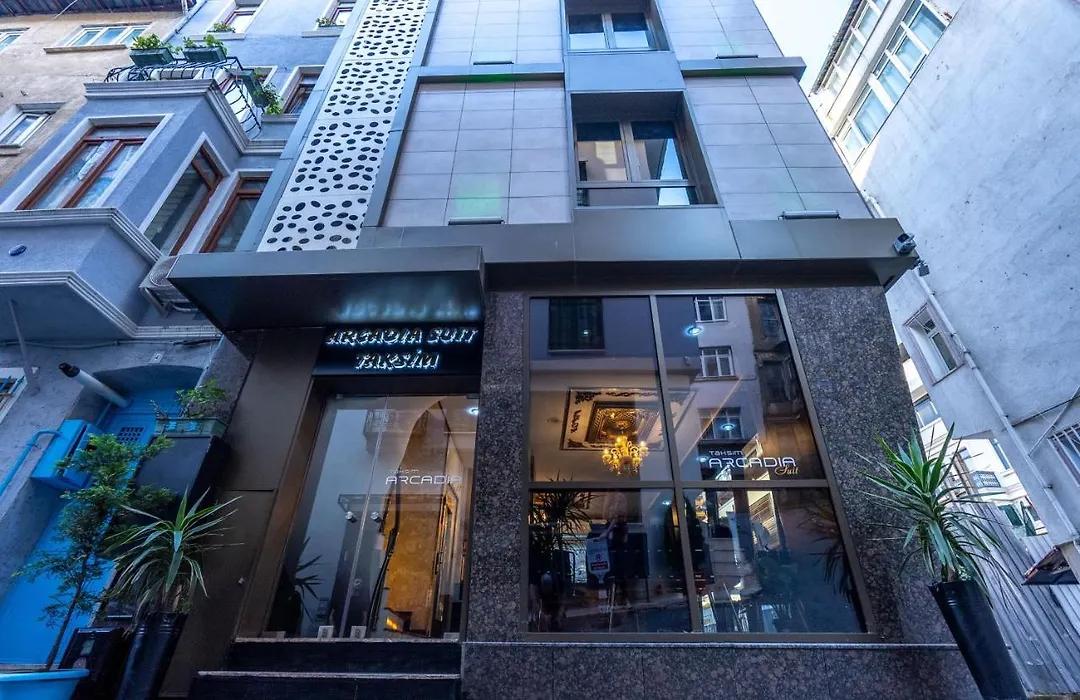 Arcadia Suit Taksim-1