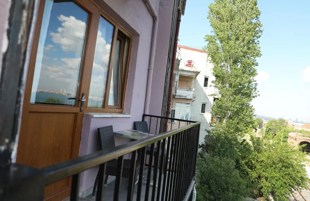 Seahouse Suites-1