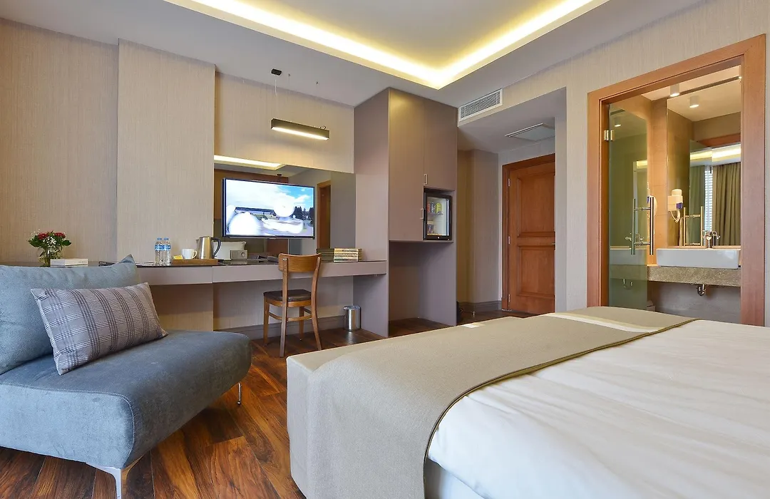 Blueway Hotel City-1