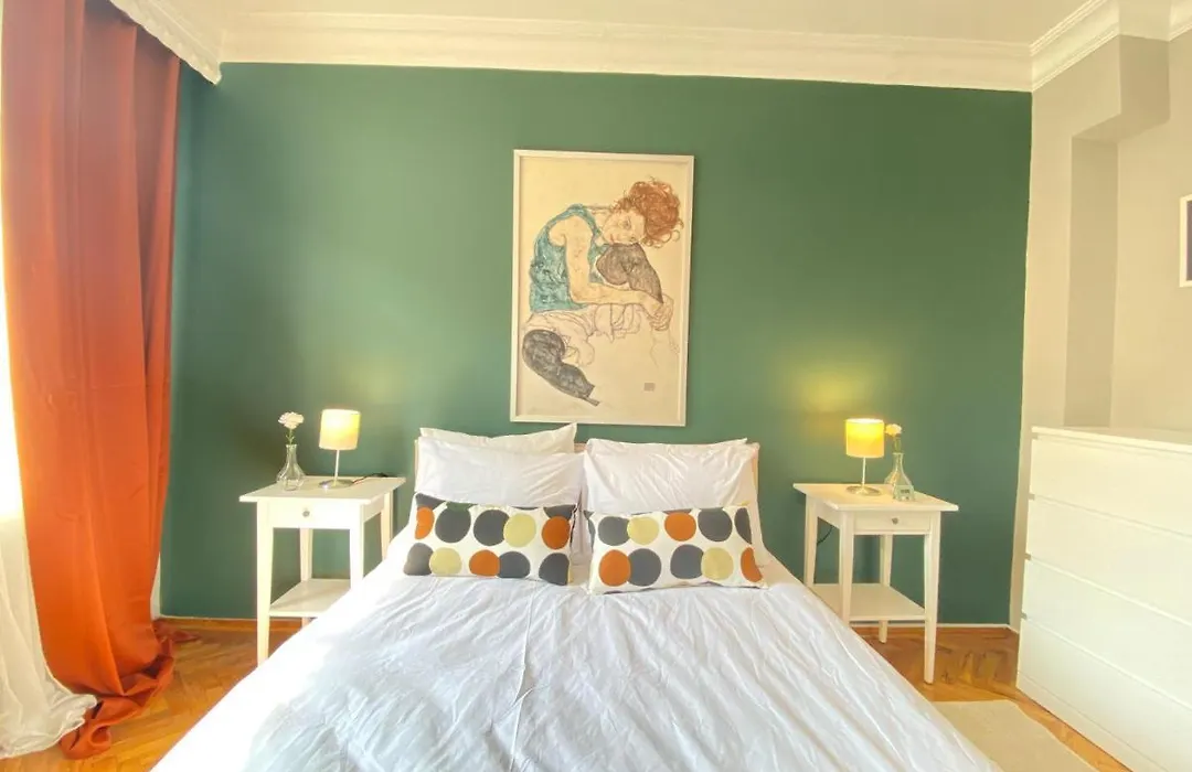 Lovely Flat With Central Location In Fatih-1