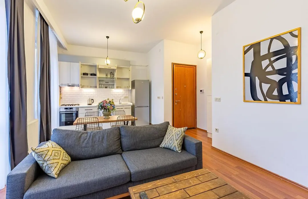 Lovely And Comfy Flat In Umraniye-1