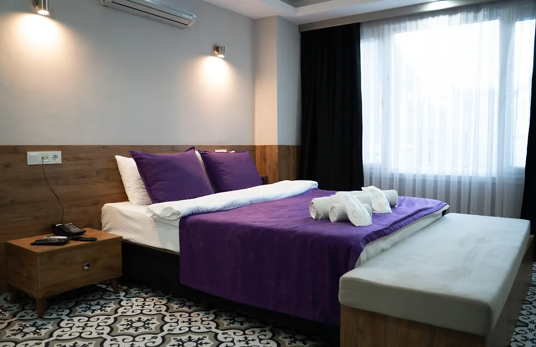 Greenpine Taksim-1