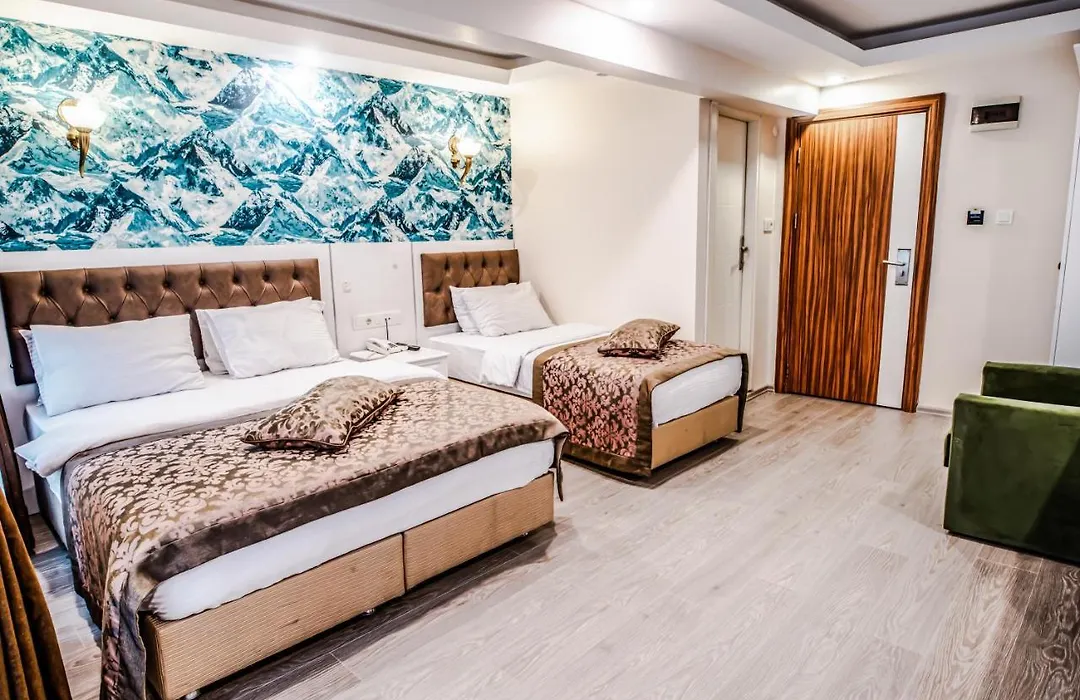 Lazz City Hotel-1