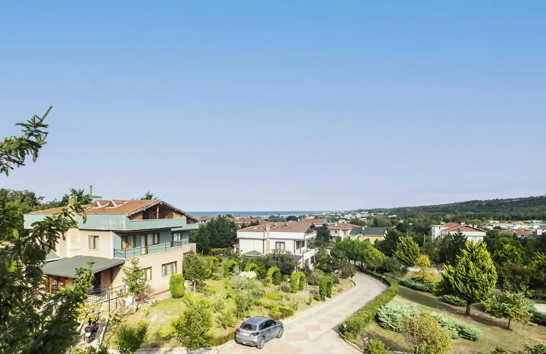 Remarkable Villa Close To Beach With Pool In Sile-1