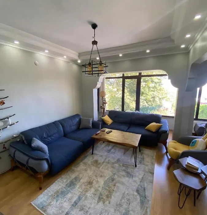 Kış Bahçeli Havuzlu Full Eşyalı Villa-1