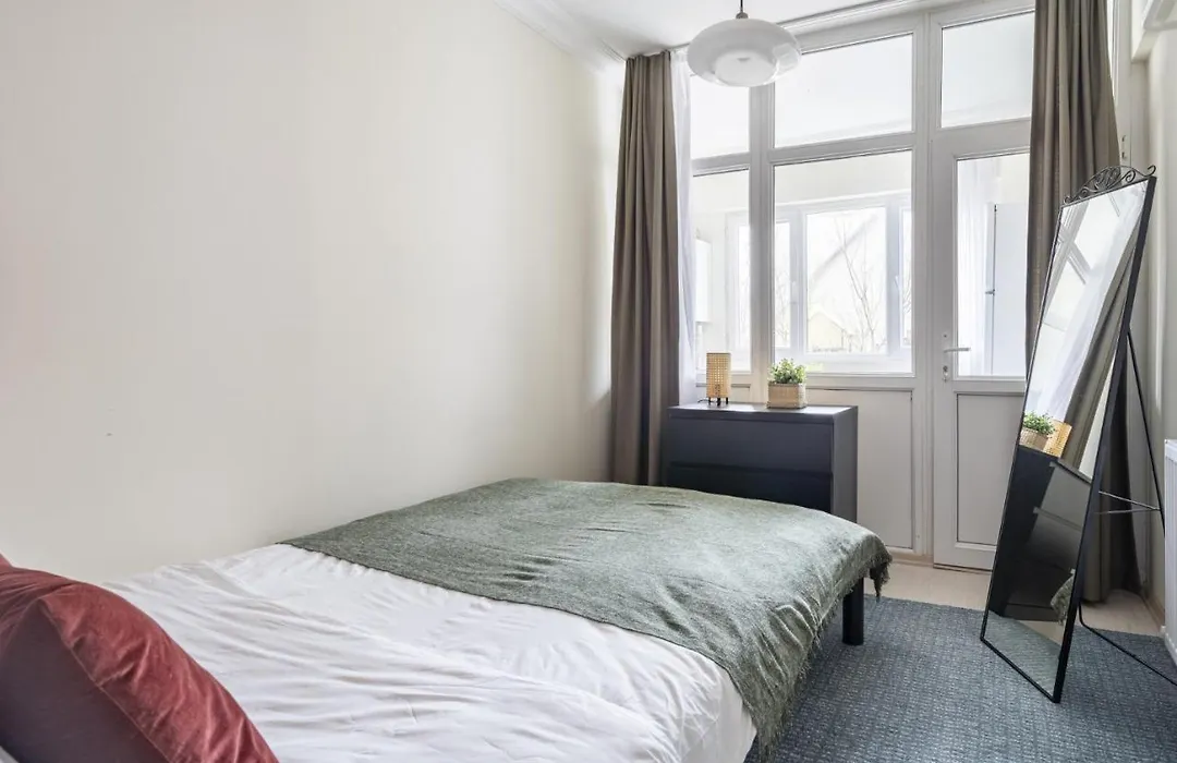 Modern Flat With Balcony On Bagdat Street-1