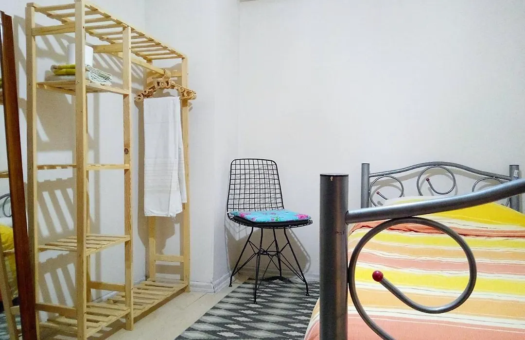 #02 Private Bedroom In A Shared Home Near Galata Tower-1