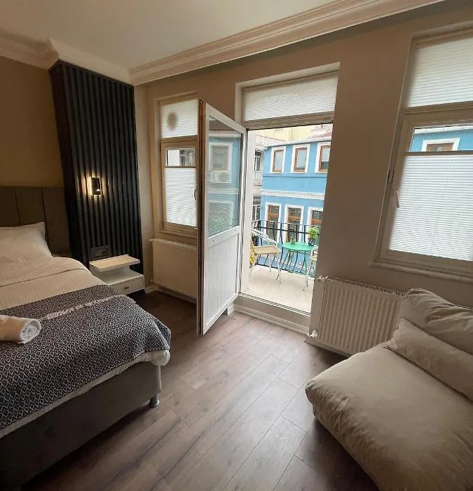Golden Arrow Suites-1