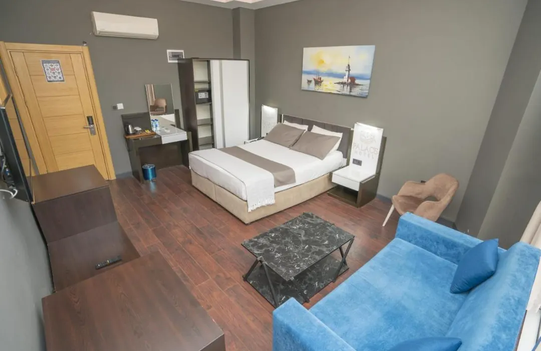 216 Palace Suite-1