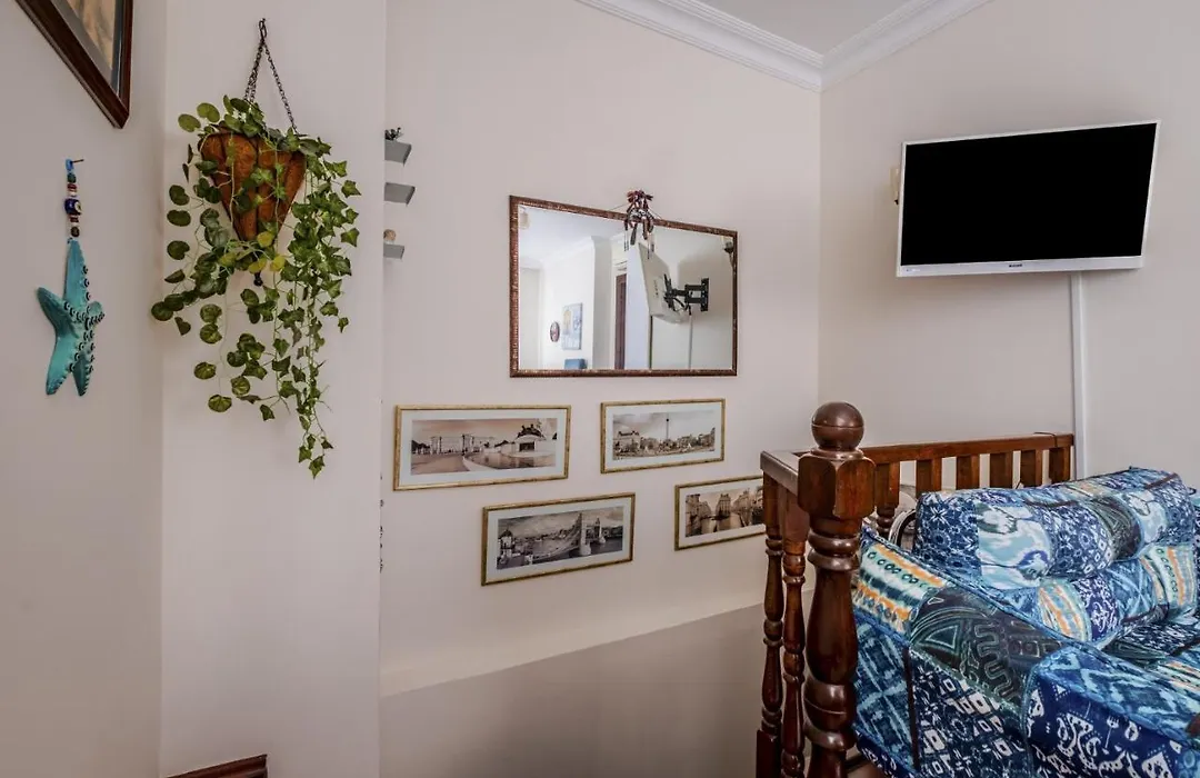 Dreamy Flat Close To Caddebostan Coast-1