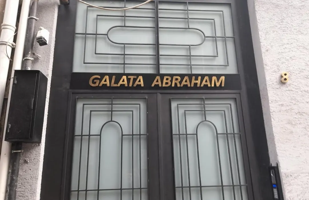 Galata Abraham By Newinn-1