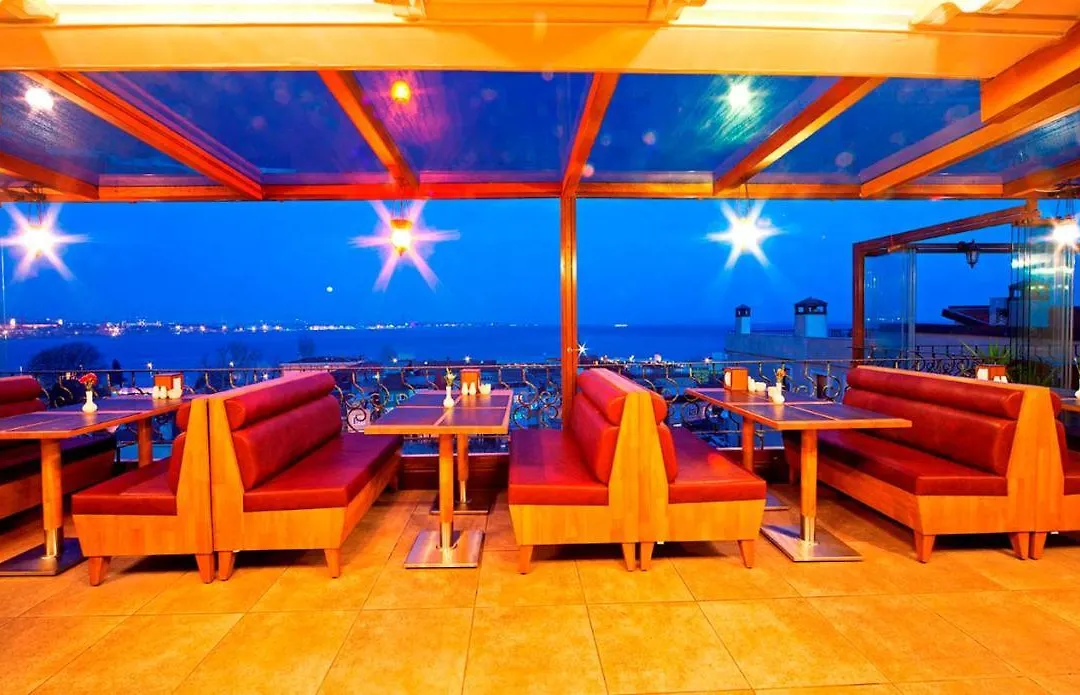 Hippodrome Hotel-1