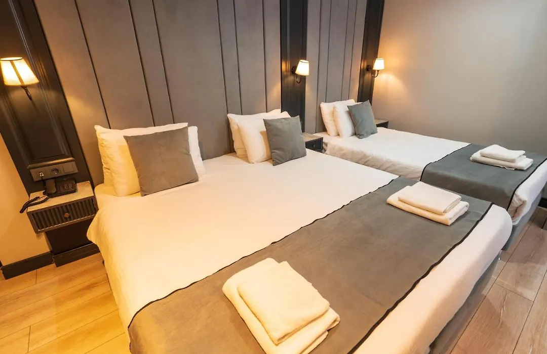 Express Plus Hotel-1