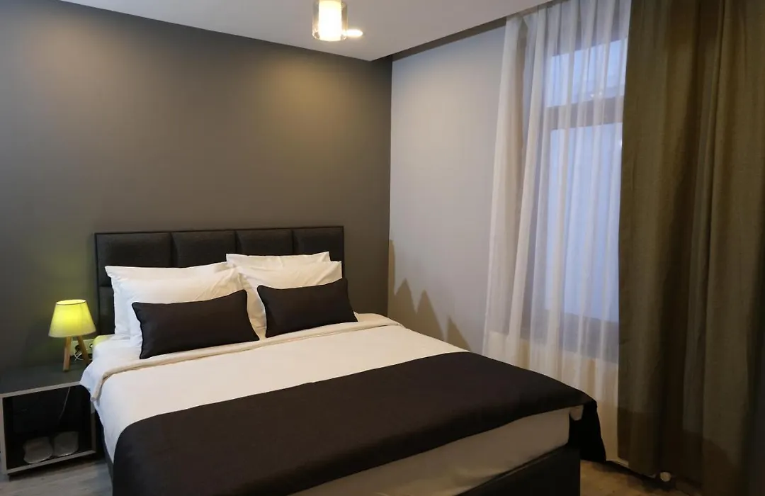Senior Pera Suites-1