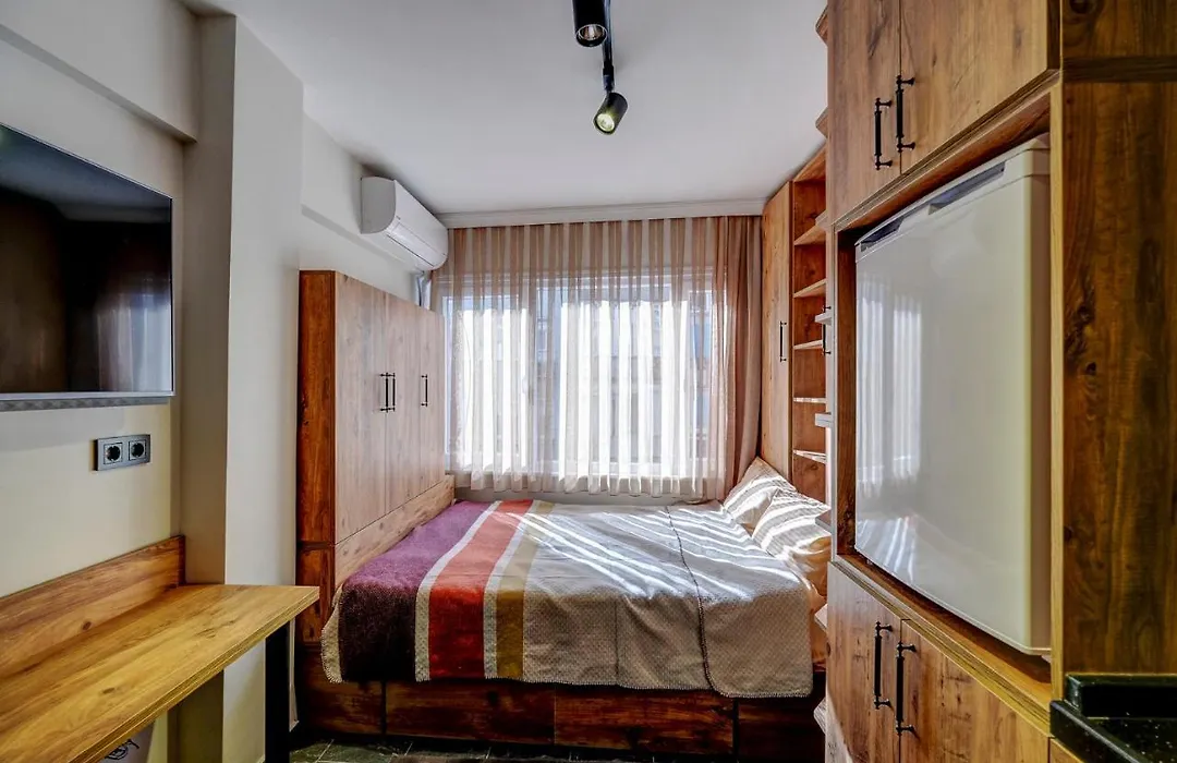 2023 Decoration, New Electonics, 50Mbps Internet, Modern, Studio, 18M2, Best Location, 300 M To Bosphorus-1