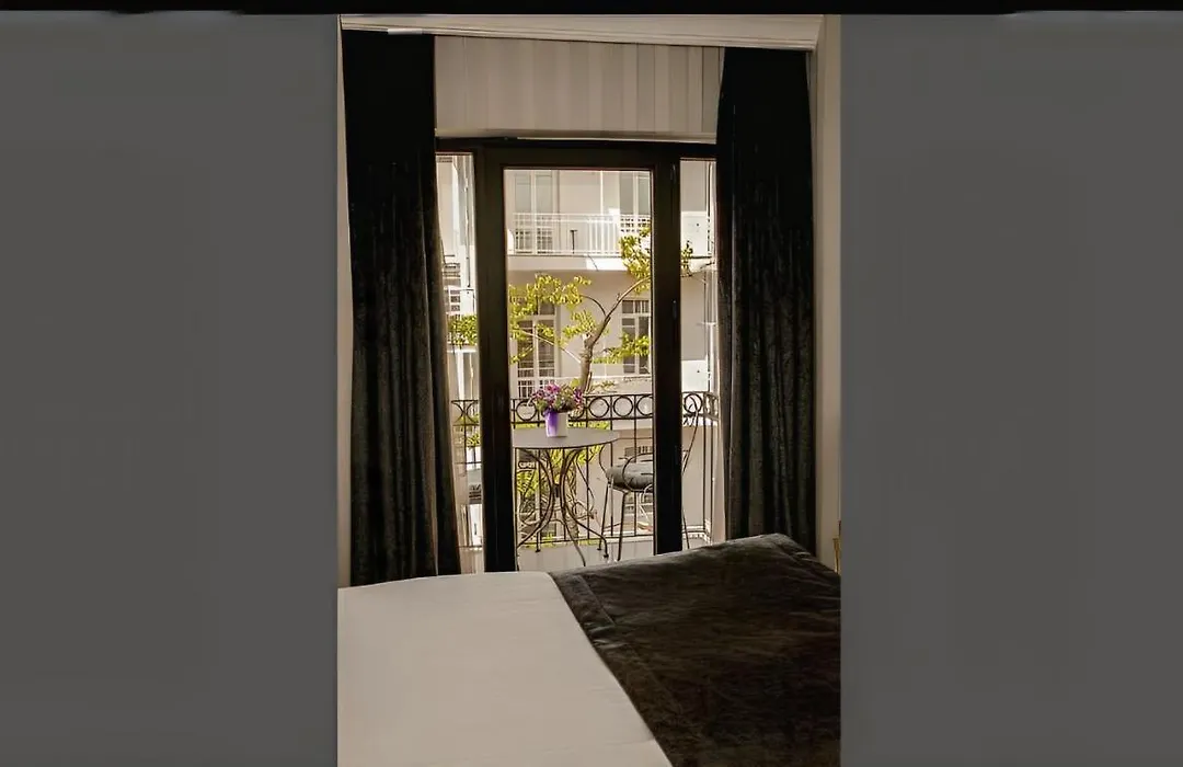 Lucis In Pera Boutique Hotel-1