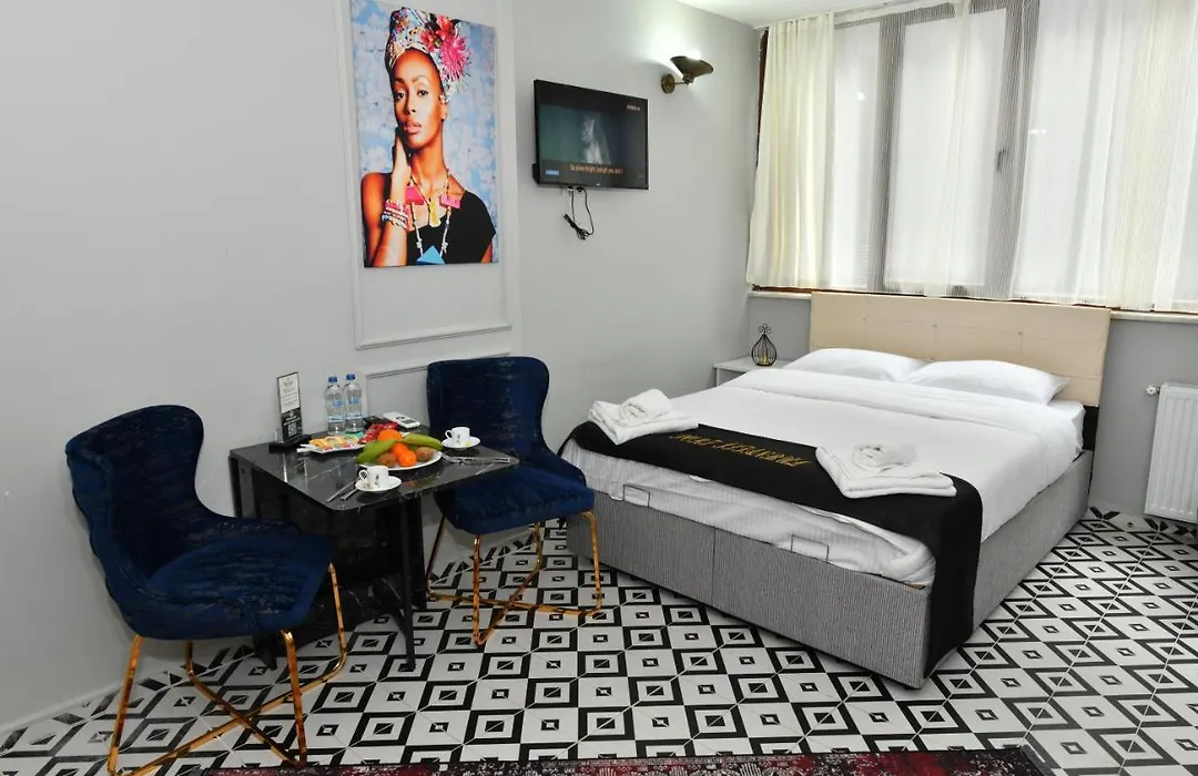 Central Luxury Apartment 47-1
