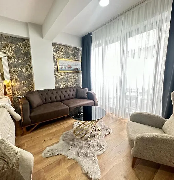 Smf Suites Luxery Studio-1