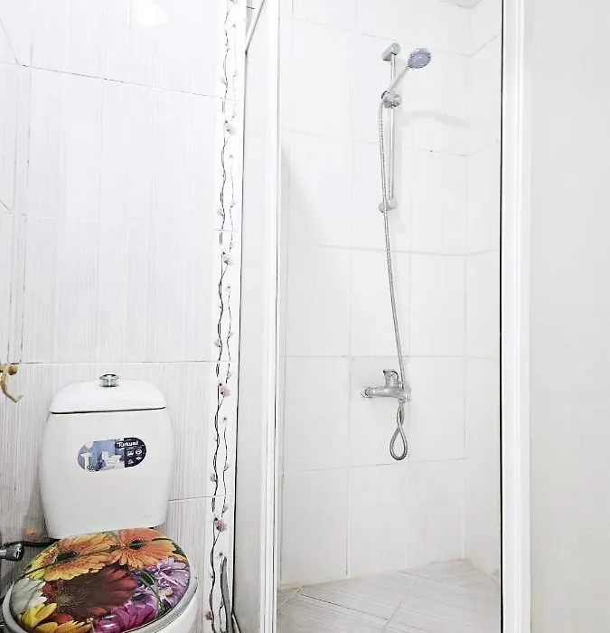 Clover Flower House Only For Females Zeytinburnu-1