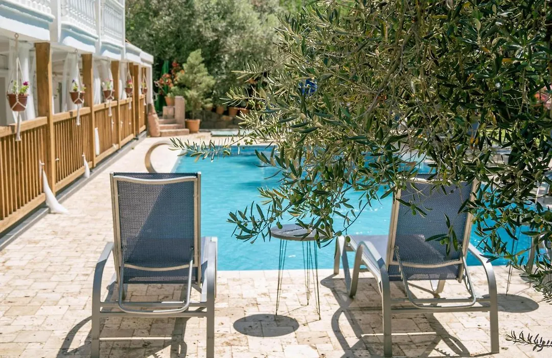 Cunda Otel Selina-1