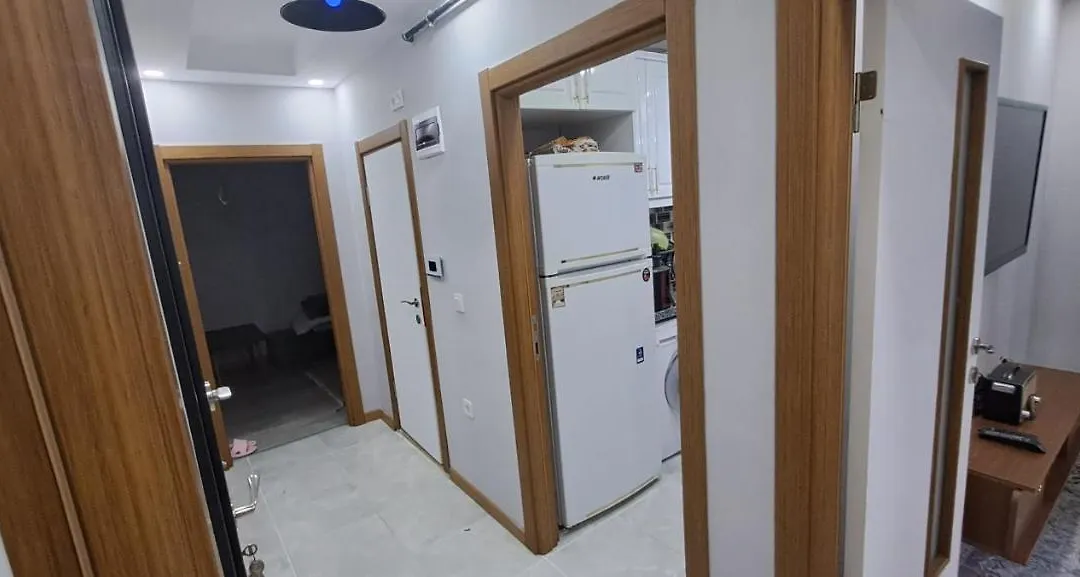 Sam Home-1