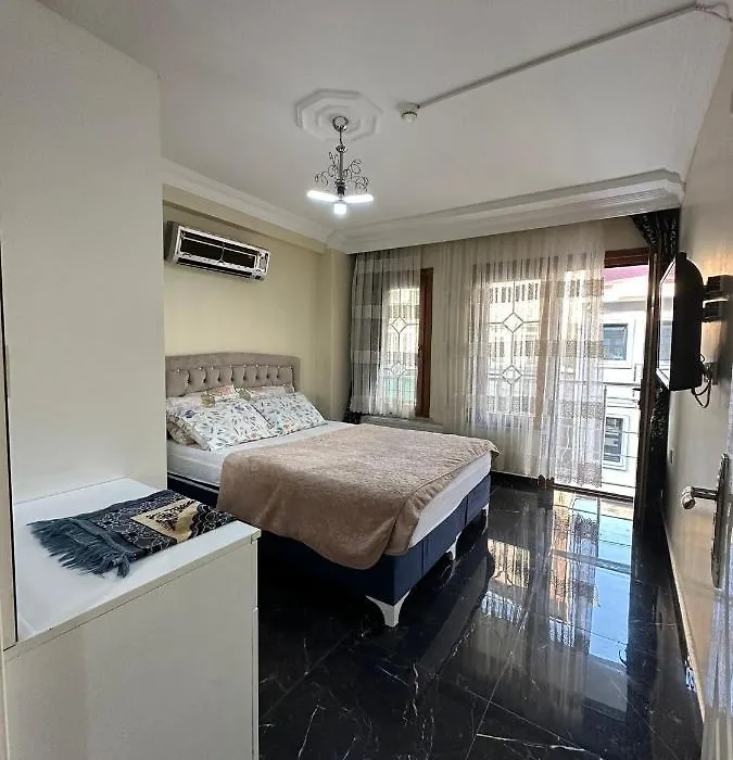 Ozel Suite Home-1